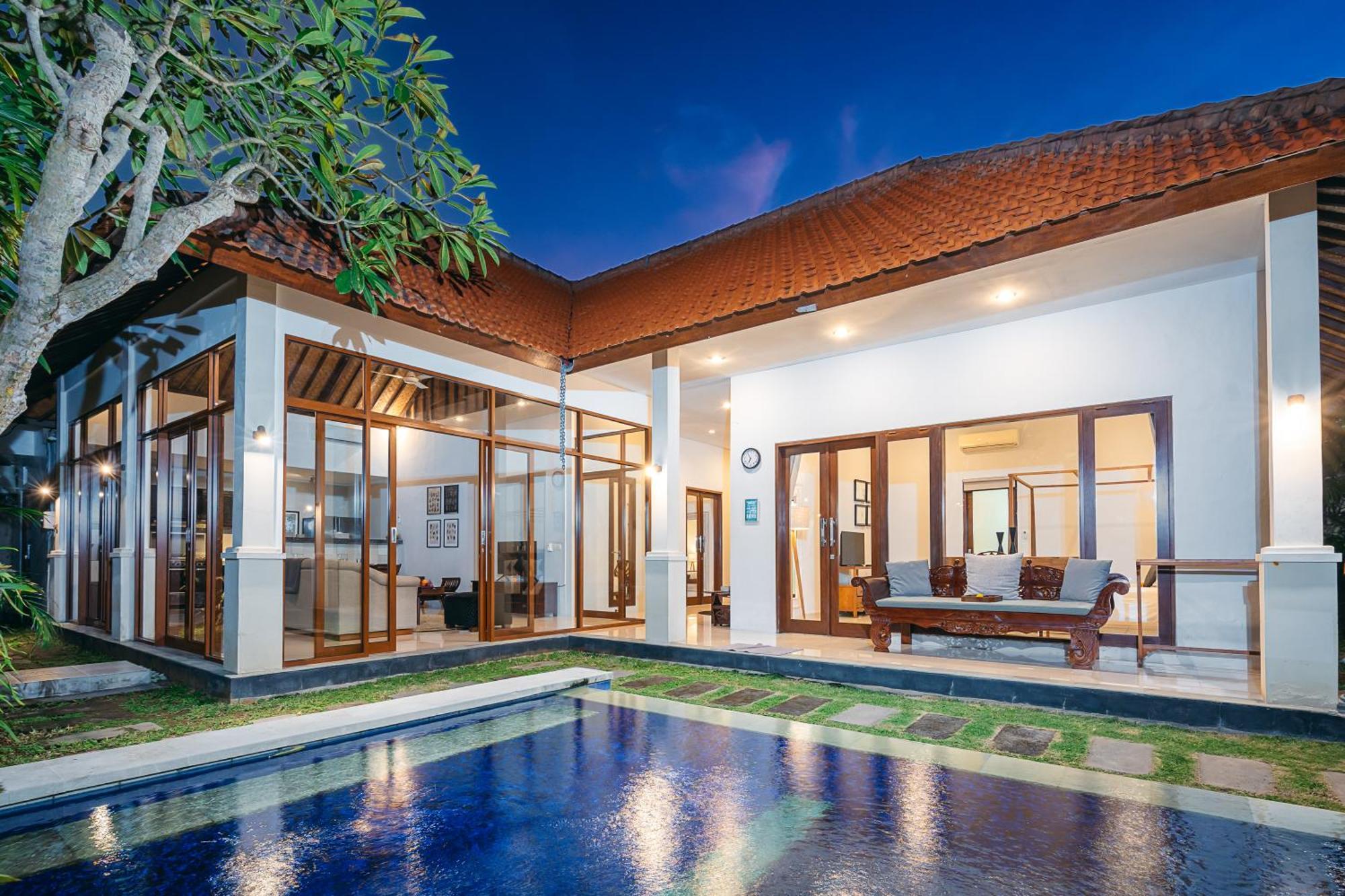 Mahayana Villa Batu Belig - Close To The Beach Canggu Exterior foto