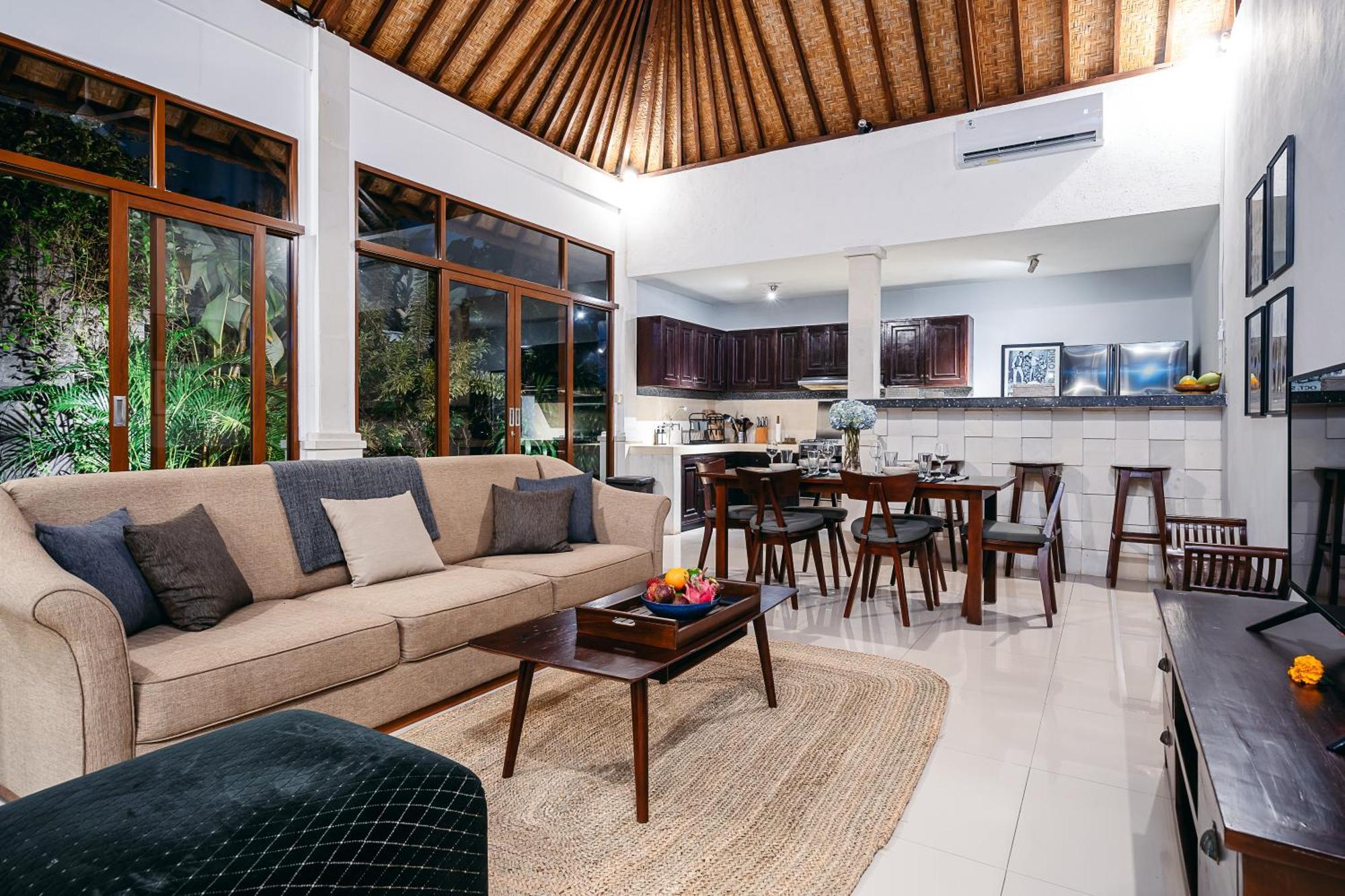 Mahayana Villa Batu Belig - Close To The Beach Canggu Exterior foto