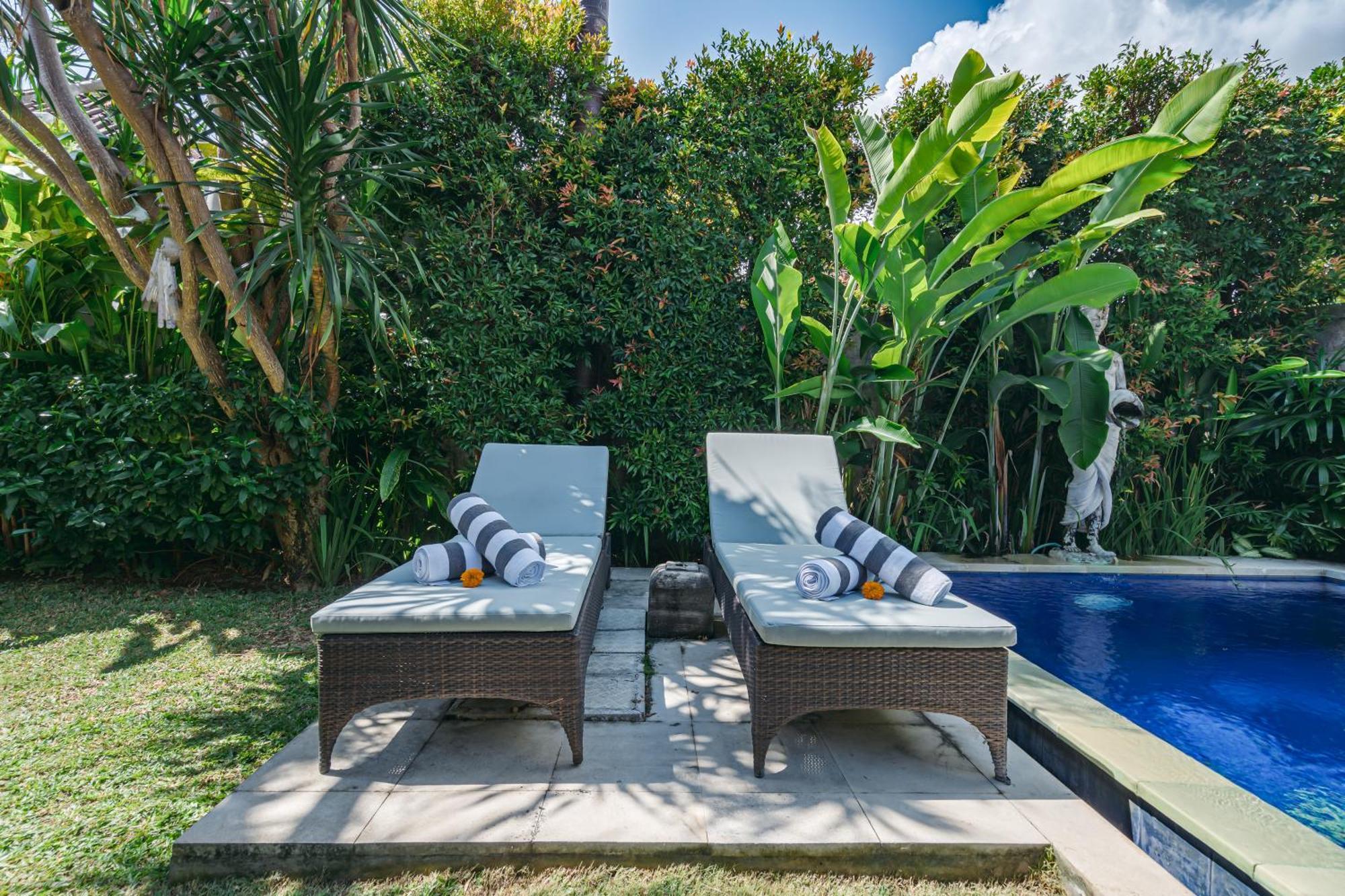 Mahayana Villa Batu Belig - Close To The Beach Canggu Exterior foto