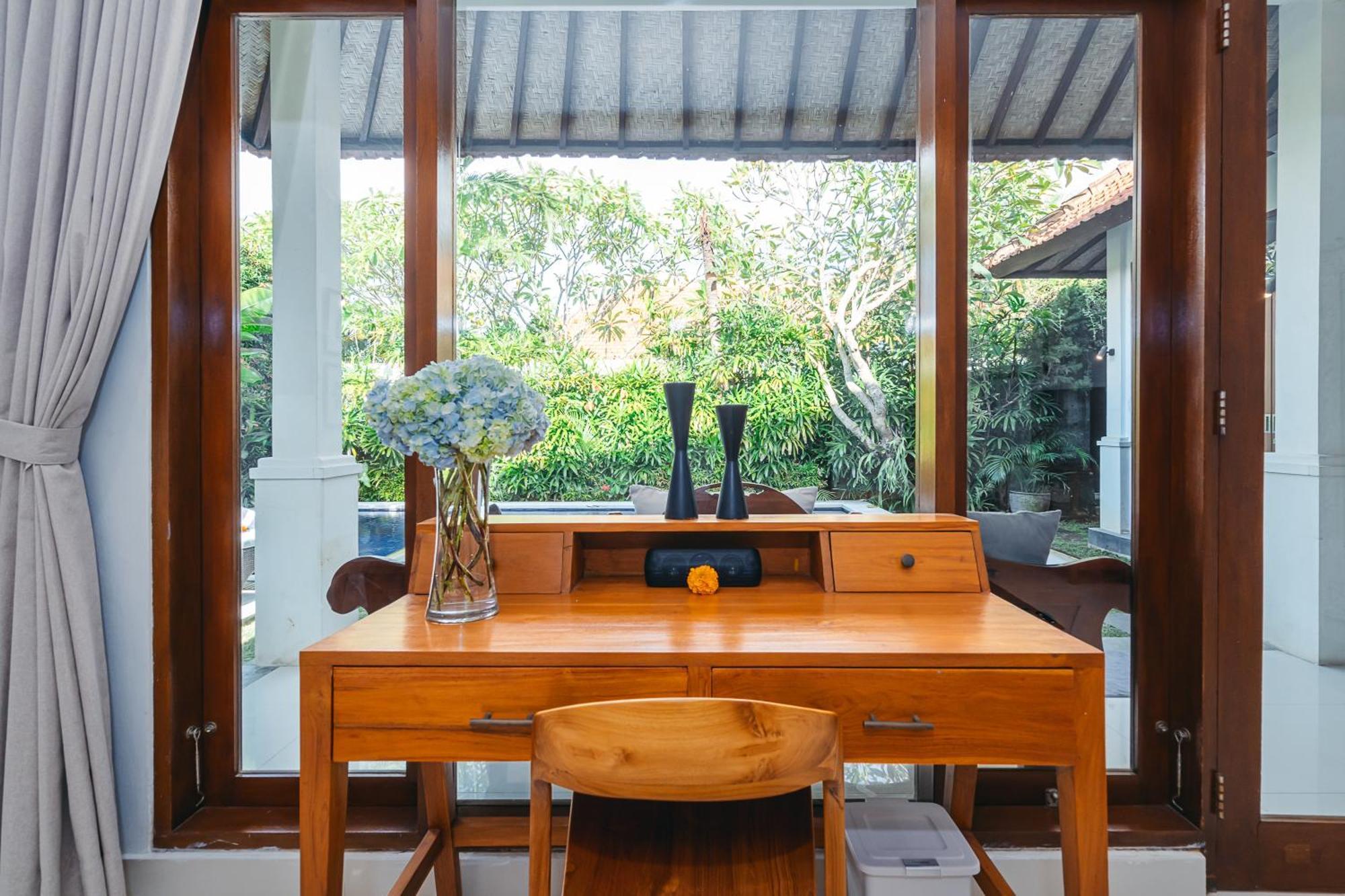 Mahayana Villa Batu Belig - Close To The Beach Canggu Exterior foto
